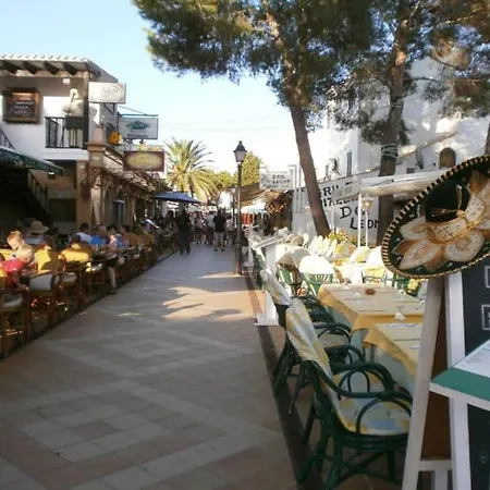 Appartement Sea Frontline 'faraona'. Pool. Wifi *