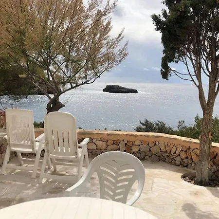 Sea Frontline 'faraona'. Pool. Wifi Santanyi