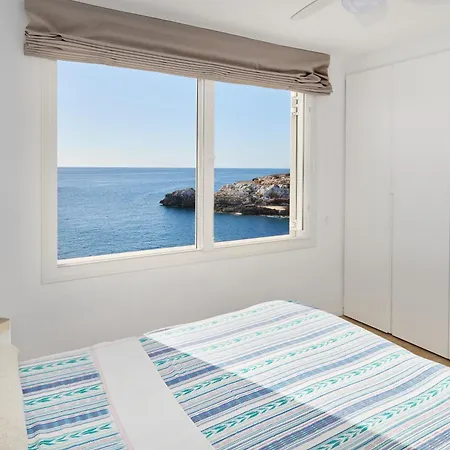 Apartment Sea Frontline 'faraona'. Pool. Wifi Santanyi