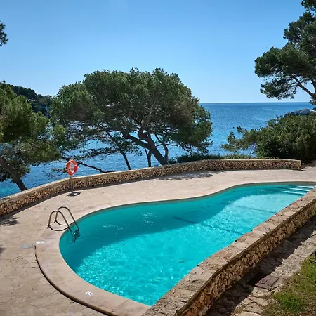 Sea Frontline 'faraona'. Pool. Wifi Apartment